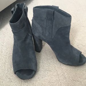 Vince Camino open toe suede booties size 8